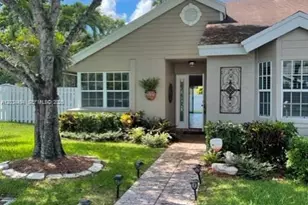11160 SW 11th Pl, Davie, FL 33324 - Photo 1