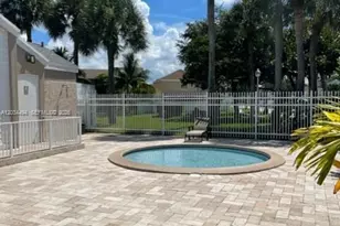 11160 SW 11th Pl, Davie, FL 33324 - Photo 22