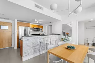 253 NE 2nd St, Miami, FL 33132 - Photo 8