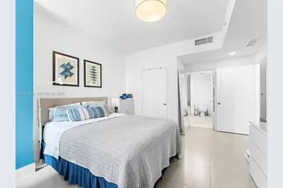 253 NE 2nd St #1801, Miami, FL 33132 - Photo 18