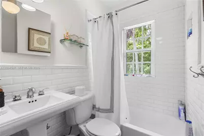 1511 SW 13th St, Miami, FL 33145 - Photo 36