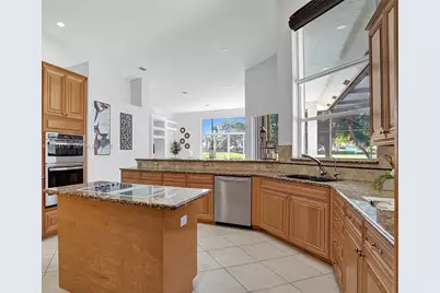 2501 Poinciana Dr, Weston, FL 33327 - Photo 20