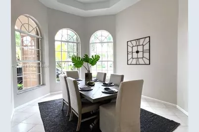 2501 Poinciana Dr, Weston, FL 33327 - Photo 28