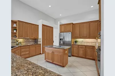 2501 Poinciana Dr, Weston, FL 33327 - Photo 18