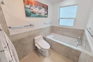 414 SW 177th Ave, Pembroke Pines, FL 33029 - Photo 24
