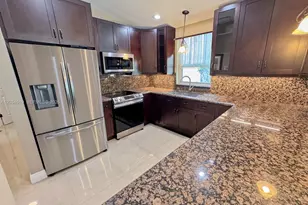 414 SW 177th Ave, Pembroke Pines, FL 33029 - Photo 14