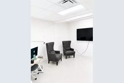 1110 Ponce De Leon Blvd, Coral Gables, FL 33134 - Photo 6