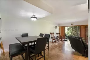 9371 Fontainebleau Blvd, Miami, FL 33172 - Photo 8
