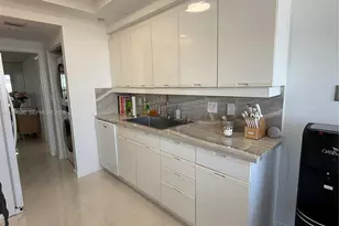 2000 Island Blvd, Aventura, FL 33160 - Photo 6
