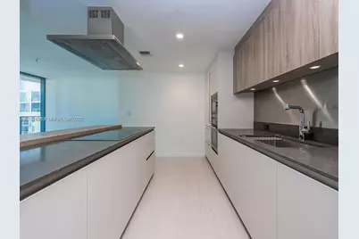 1000 Brickell Plz #3509, Miami, FL 33131 - Photo 14