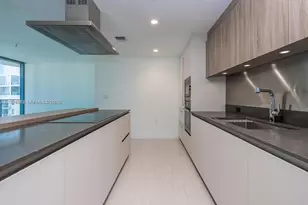 1000 Brickell Plaza, Miami, FL 33131 - Photo 14