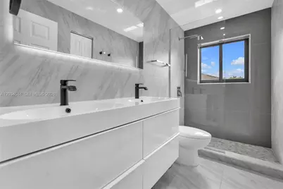 731 Tulip Cir, Weston, FL 33327 - Photo 40