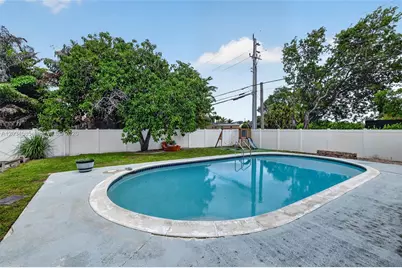 1901 N 56th Ave, Hollywood, FL 33021 - Photo 26