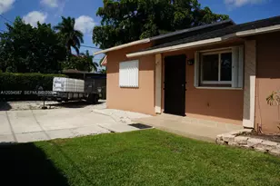 67 NE 13th St, Homestead, FL 33030 - Photo 4