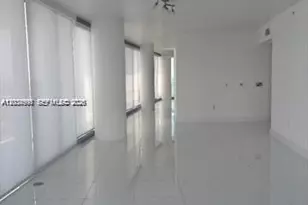 17121 Collins Ave, Sunny Isles Beach, FL 33160 - Photo 2