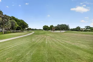 250 Jacaranda Dr, Plantation, FL 33324 - Photo 34