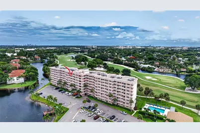 250 Jacaranda Dr #703, Plantation, FL 33324 - Photo 1