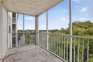250 Jacaranda Dr, Plantation, FL 33324 - Photo 26