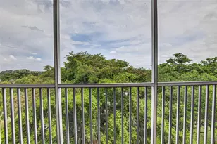 250 Jacaranda Dr, Plantation, FL 33324 - Photo 28