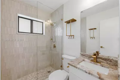 2731 NE 52nd St, Lighthouse Point, FL 33064 - Photo 22