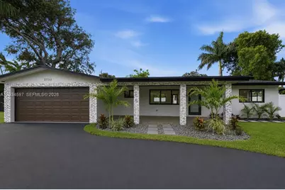 2731 NE 52nd St, Lighthouse Point, FL 33064 - Photo 8