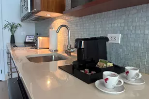 6801 Collins Ave, Miami Beach, FL 33141 - Photo 16