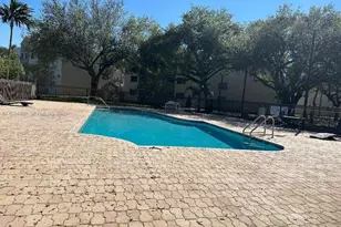 6175 NW 186th St, Hialeah, FL 33015 - Photo 4
