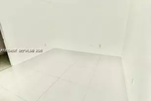 400 Sunny Isles Blvd, Sunny Isles Beach, FL 33160 - Photo 10