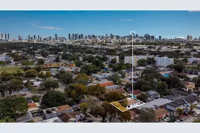 2428 NW 28th St, Miami, FL 33142 - Photo 16