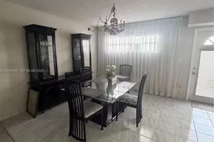8990 S Hollybrook Blvd, Pembroke Pines, FL 33025 - Photo 2