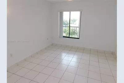 8025 SW 107th Av #321, Miami, FL 33173 - Photo 6