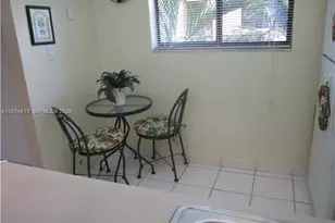 8025 SW 107th Ave, Miami, FL 33173 - Photo 2