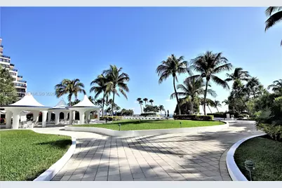 5161 Collins Ave #518, Miami Beach, FL 33140 - Photo 38