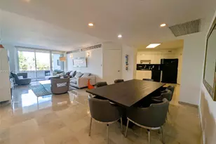 5161 Collins Ave, Miami Beach, FL 33140 - Photo 2