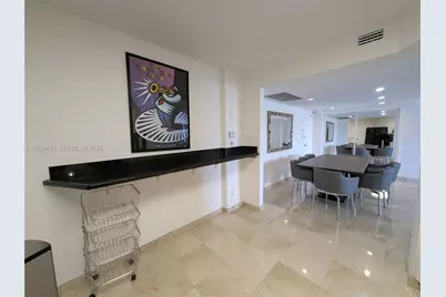 5161 Collins Ave #518, Miami Beach, FL 33140 - Photo 6