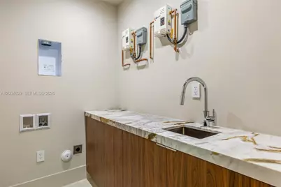43 NW 42nd St, Miami, FL 33127 - Photo 26