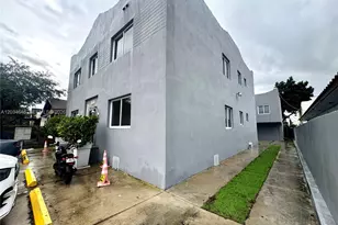 1684 SW 10th St, Miami, FL 33135 - Photo 2
