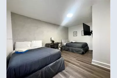 1684 SW 10th St, Miami, FL 33135 - Photo 6