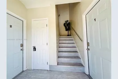 1684 SW 10th St, Miami, FL 33135 - Photo 20