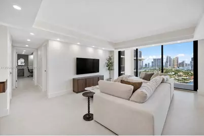 19355 Turnberry Way #19F, Aventura, FL 33180 - Photo 4