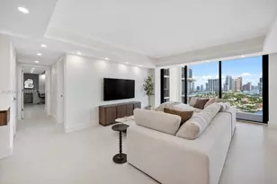 19355 Turnberry Way, Aventura, FL 33180 - Photo 4