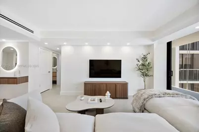 19355 Turnberry Way #19F, Aventura, FL 33180 - Photo 6