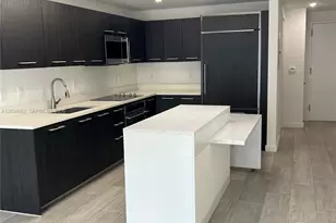 55 SW 9th St, Miami, FL 33130 - Photo 8