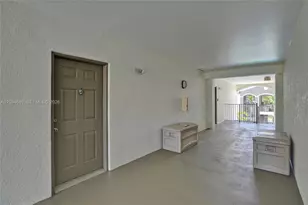 6841 SW 44th St, Miami, FL 33155 - Photo 4