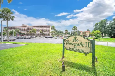 250 Jacaranda Dr #704, Plantation, FL 33324 - Photo 2
