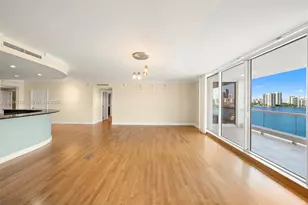 6000 Island Blvd, Aventura, FL 33160 - Photo 12