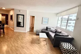 905 Brickell Bay Dr, Miami, FL 33131 - Photo 16