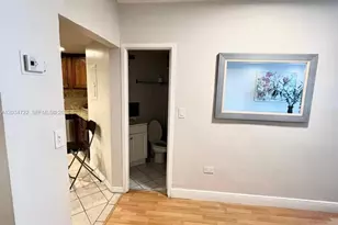 905 Brickell Bay Dr, Miami, FL 33131 - Photo 10