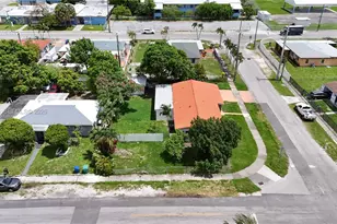 8200 NW 34th Ave, Miami, FL 33147 - Photo 42