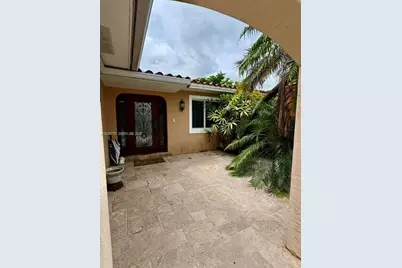 9624 SW 79th Ter, Miami, FL 33173 - Photo 2
